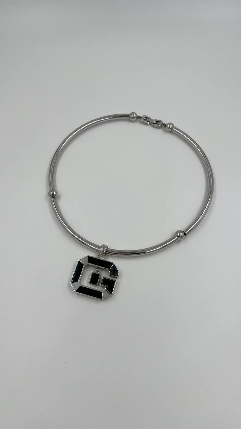 Колье с подвеской Givenchy