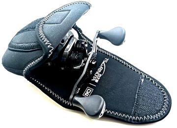 Защитный чехол для мультипликаторной катушки В7D