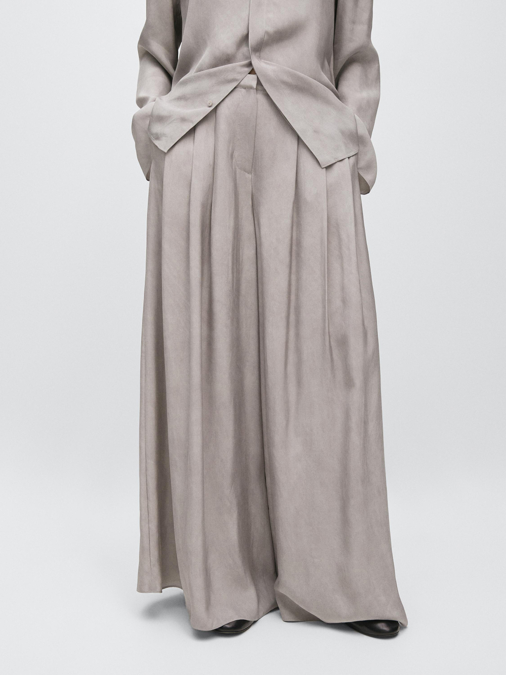 Massimo Dutti Свободные широкие брюки с вытачками, серый