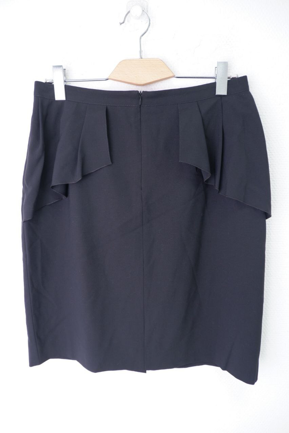 Юбка Larro классическая 42 размер