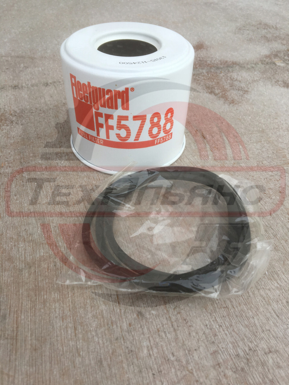 Фильтр топливный Fleetguard FF5788