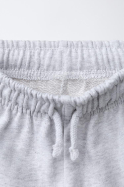 ZARA ШОРТЫ-БЕРМУДЫ БАЗОВЫЕ С ТЕКСТОВЫМ ПРИНТОМ, СЕРЫЙ МЕЛАНЖ