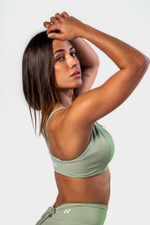 Топ Medium-Support Sports Bra TWIST-KNOT 423 Зеленый