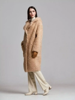 Шуба из овечьей шерсти чебурашка тедди, бежевая, SilverFox