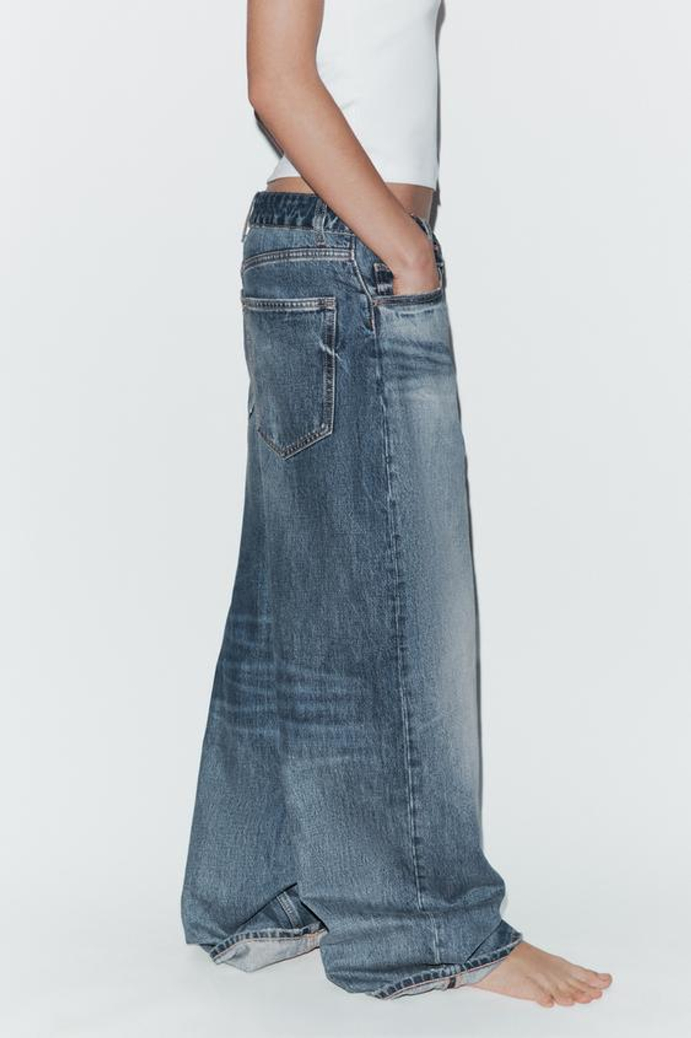 ZARA ДЖИНСЫ TRF СО СРЕДНЕЙ ПОСАДКОЙ И ОТЛОЖНЫМ ПОЯСОМ, МОРСКОЙ СИНИЙ