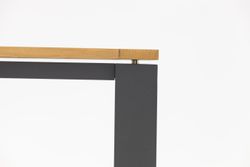 Lyon 220, стол антрацит/натуральный, алюминий/тик