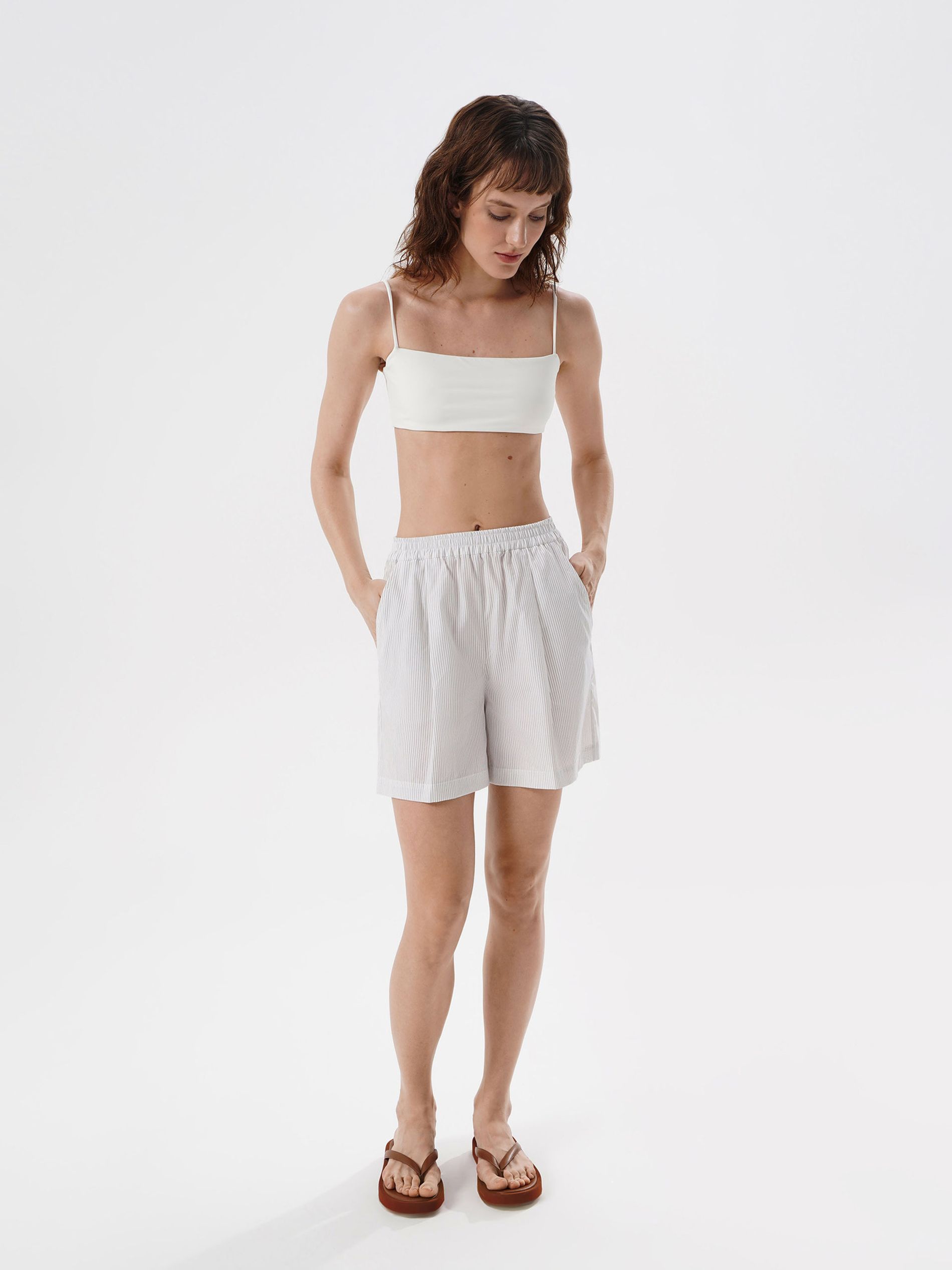 Шорты на резинке