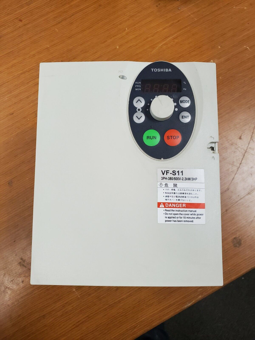 Транзисторный инверторный привод Toshiba VFS11-4022PL-WN