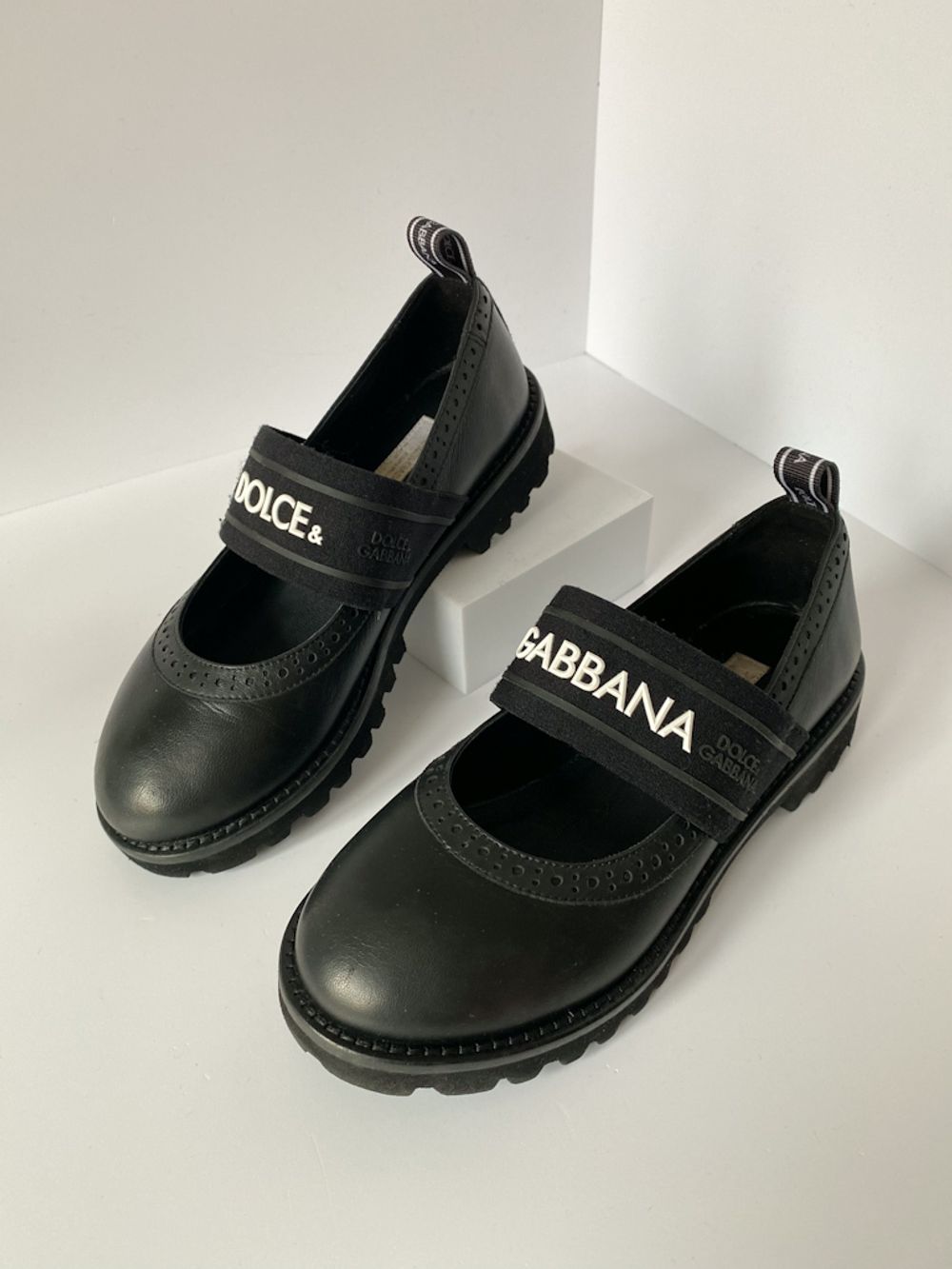 Новые кожаные туфли  Dolce&Gabbana, 31