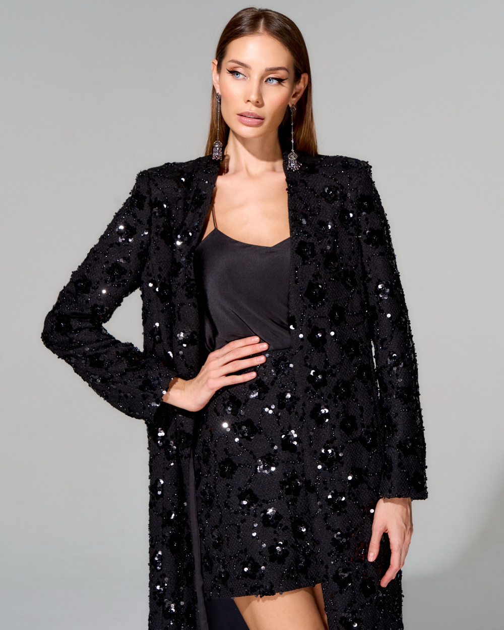 Удлиненный кардиган из премиального твида с вышивкой стеклянным бисером