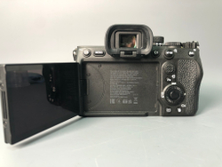 Sony A7 IV, 13107 кадров пробега