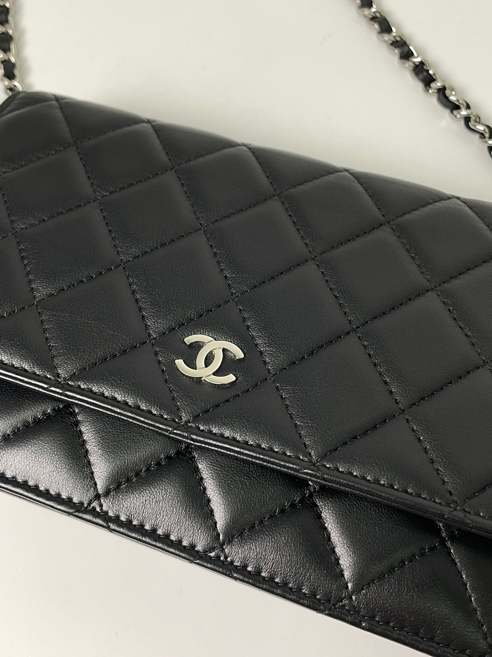 Сумка Chanel Wallet On Chain