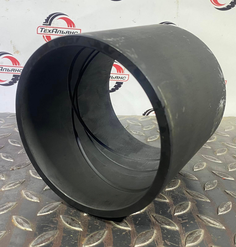 Втулка 425-70-11891