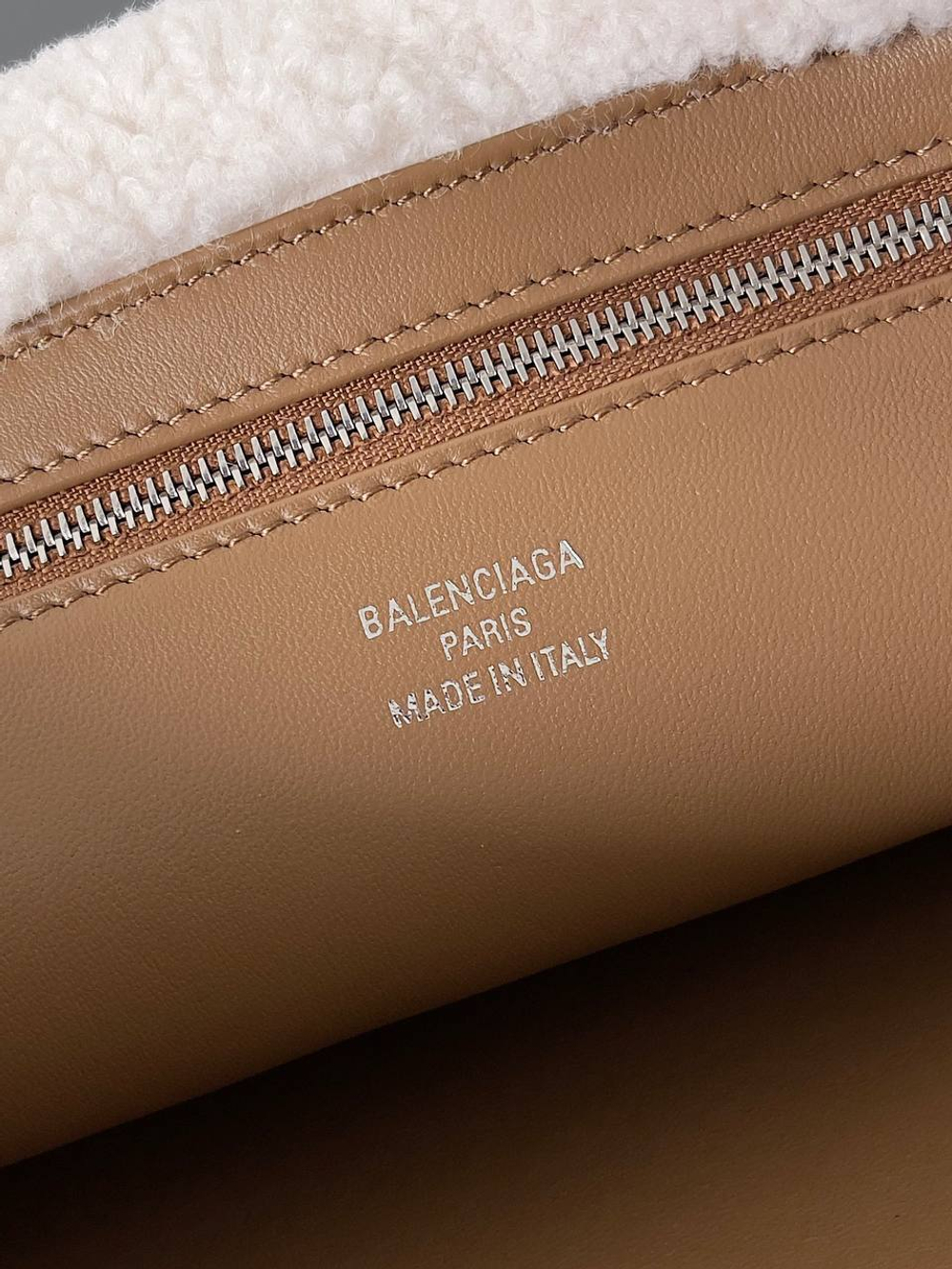 Сумка Balenciaga Medium