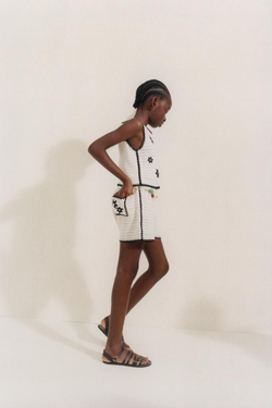 ZARA ВЯЗАНЫЕ КРЮЧКОМ ШОРТЫ-БЕРМУДЫ С ДЕКОРАТИВНОЙ СТРОЧКОЙ, ЭКРЮ