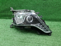 Битая Фара правая Toyota LC Prado 150 (13-17) LED