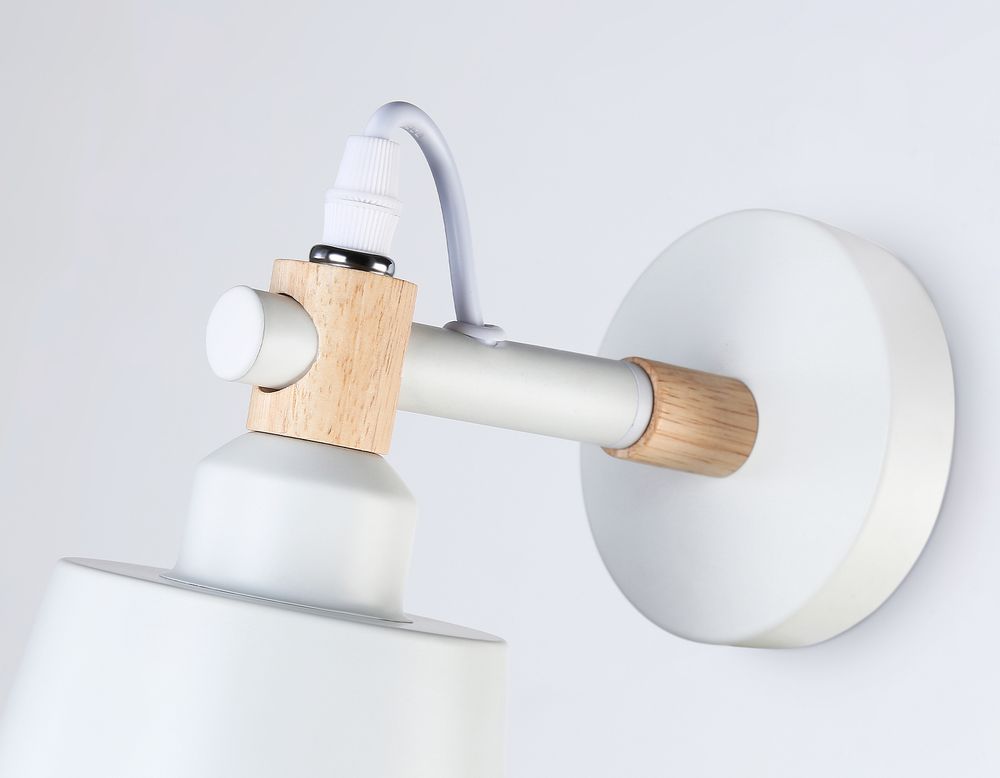 Ambrella Настенный светильник со сменной лампой Loft TR82212