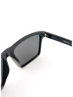 Солнцезащитные очки с поляризацией