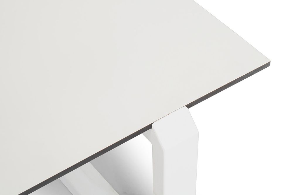 "Варадеро" журнальный стол из HPL 110х60 H43, каркас алюминий белый муар, цвет столешницы "молочный"