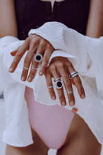 Кольцо «Мозаик» дорожка из черных цирконов