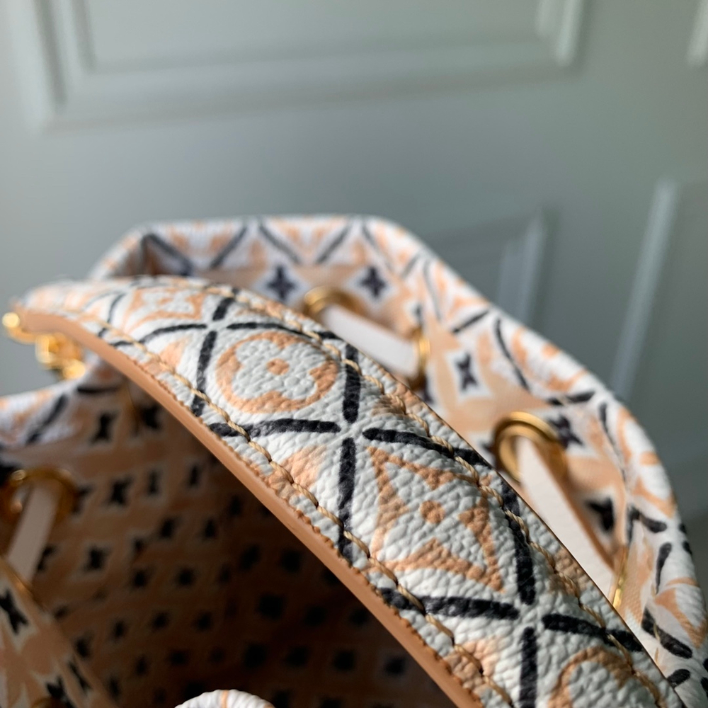 Louis Vuitton Nano Noe