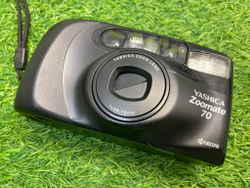 Yashica Zoomate 70