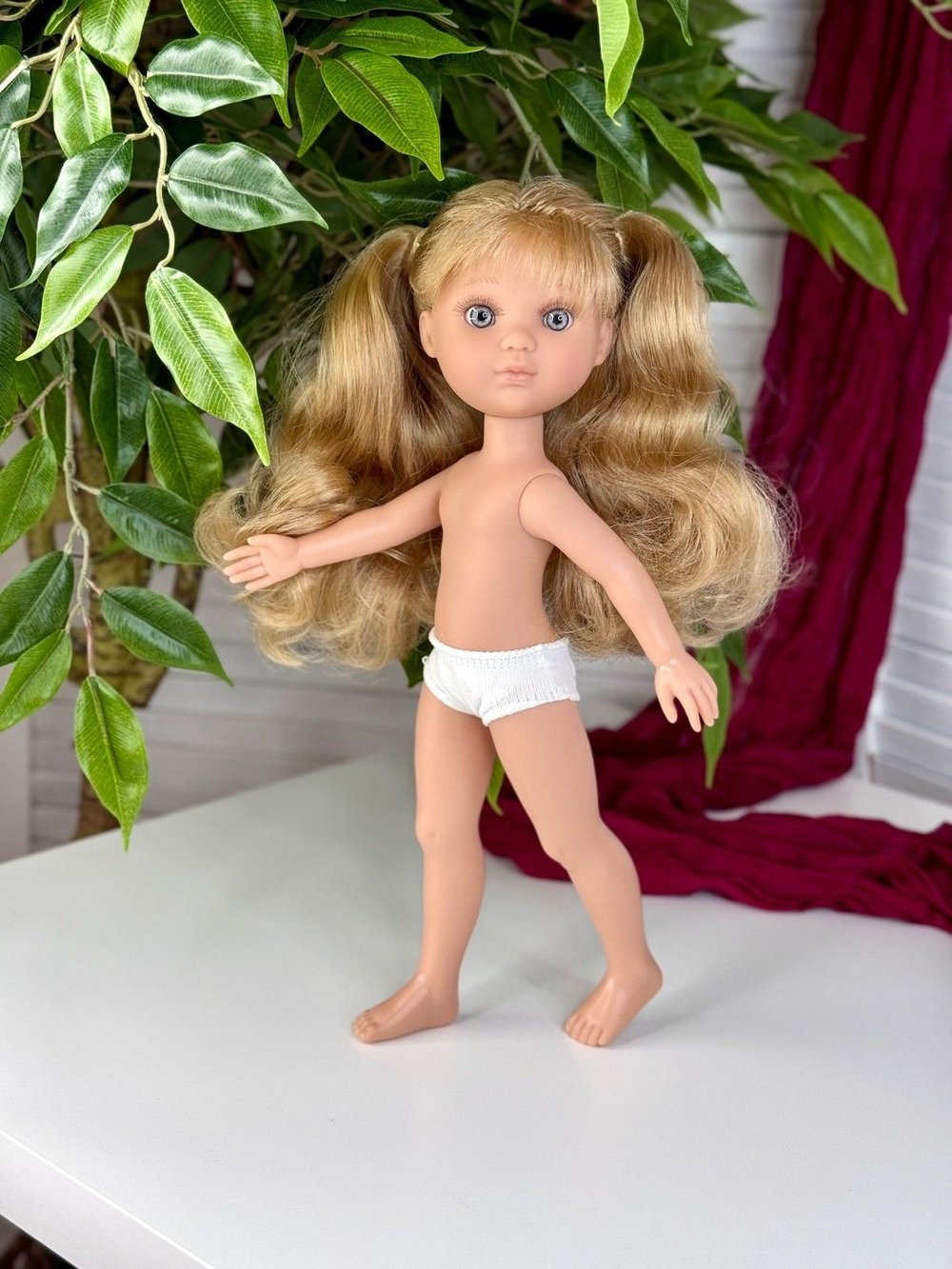 Кукла BERJUAN виниловая 35см Ева без одежды (2836A3)