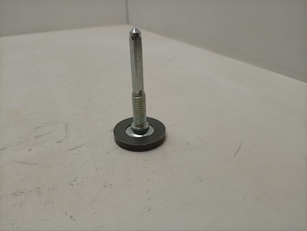 WFXI2840EU кт22 Опорная ножка задняя стиральной машины Bosch 00424730 б/у