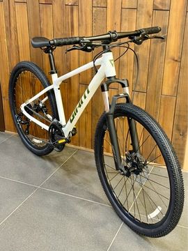 Велосипед Giant ATX 720 (27.5) - 2026