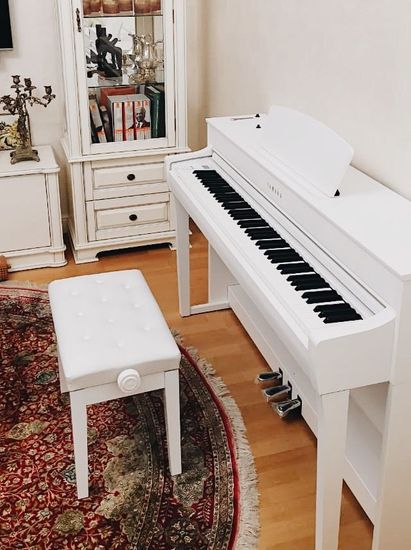 Цифровое пианино YAMAHA Clavinova CLP-735 WH