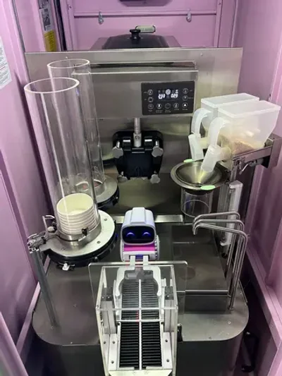 Готовый бизнес-комплект вендинговый автомат «Робо мороженое»