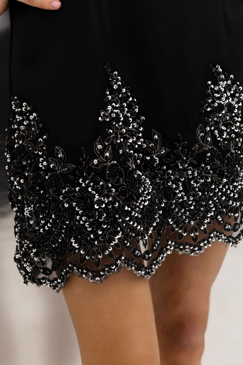Платье из шелка с расшитым кружевом мини черное с серебром