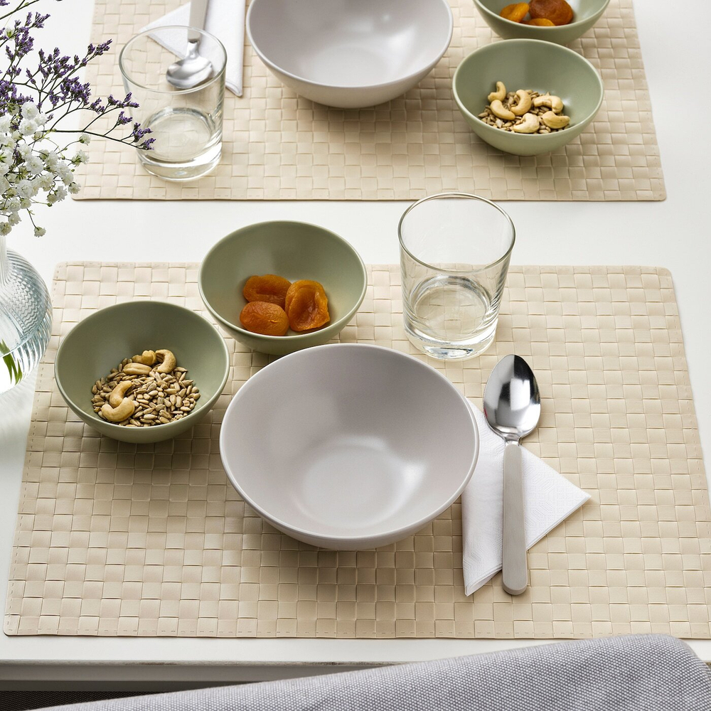 IKEA FÄRGKLAR  (ИКЕА ФÄРГКЛАР)  -  Миска, матовая светло-серая, 16 см
