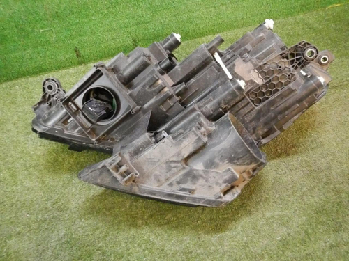 Битая Фара правая Skoda Kodiaq (2016-2022) LED