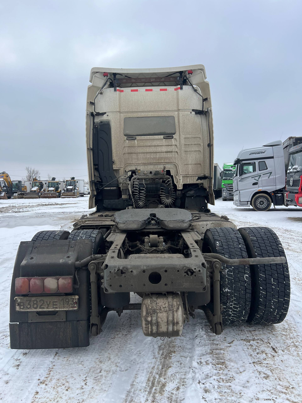 SITRAK C7H 4x2 Седельный тягач ZZ4186V391HE (Дизельный, 12,4 л, 480 л.с., AT)