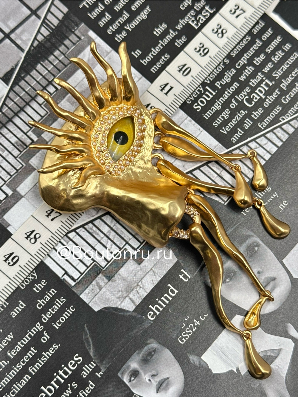 Брошь Скиапар. с подвесками "Лицо"