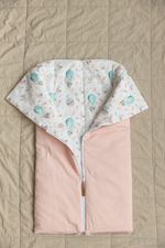 Комплект на выписку Зайчики на воздушных шарах (пудра)/Розовый (3 предмета)