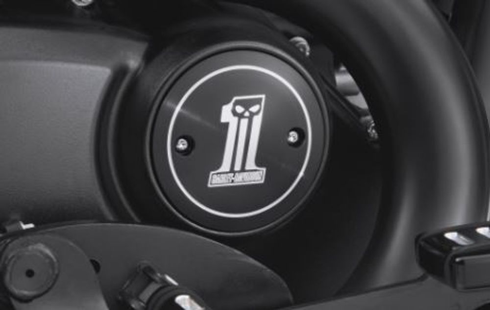 25600033 Эмблема с символикой -35%