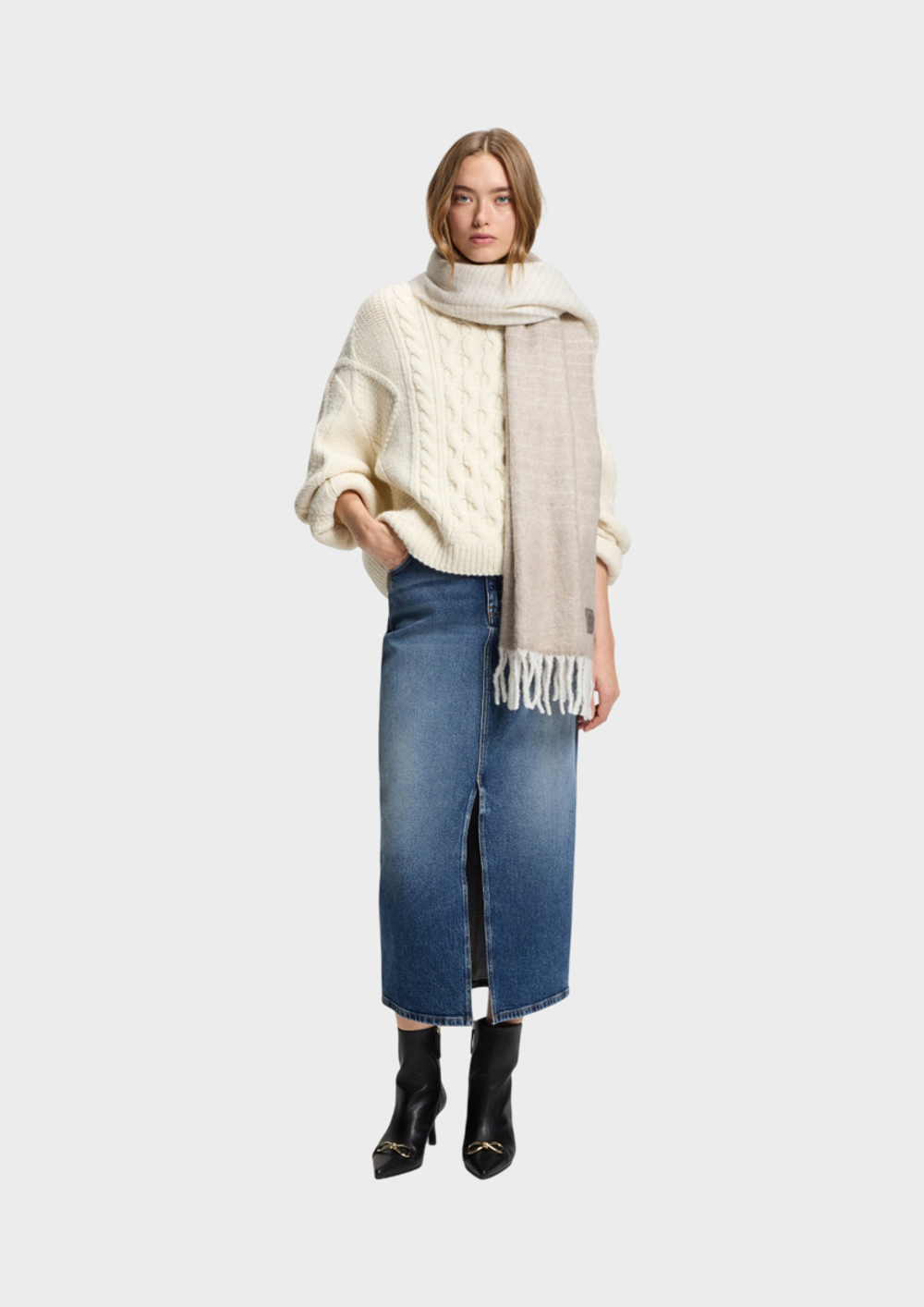 Шарф HUGO Elyza 46*200