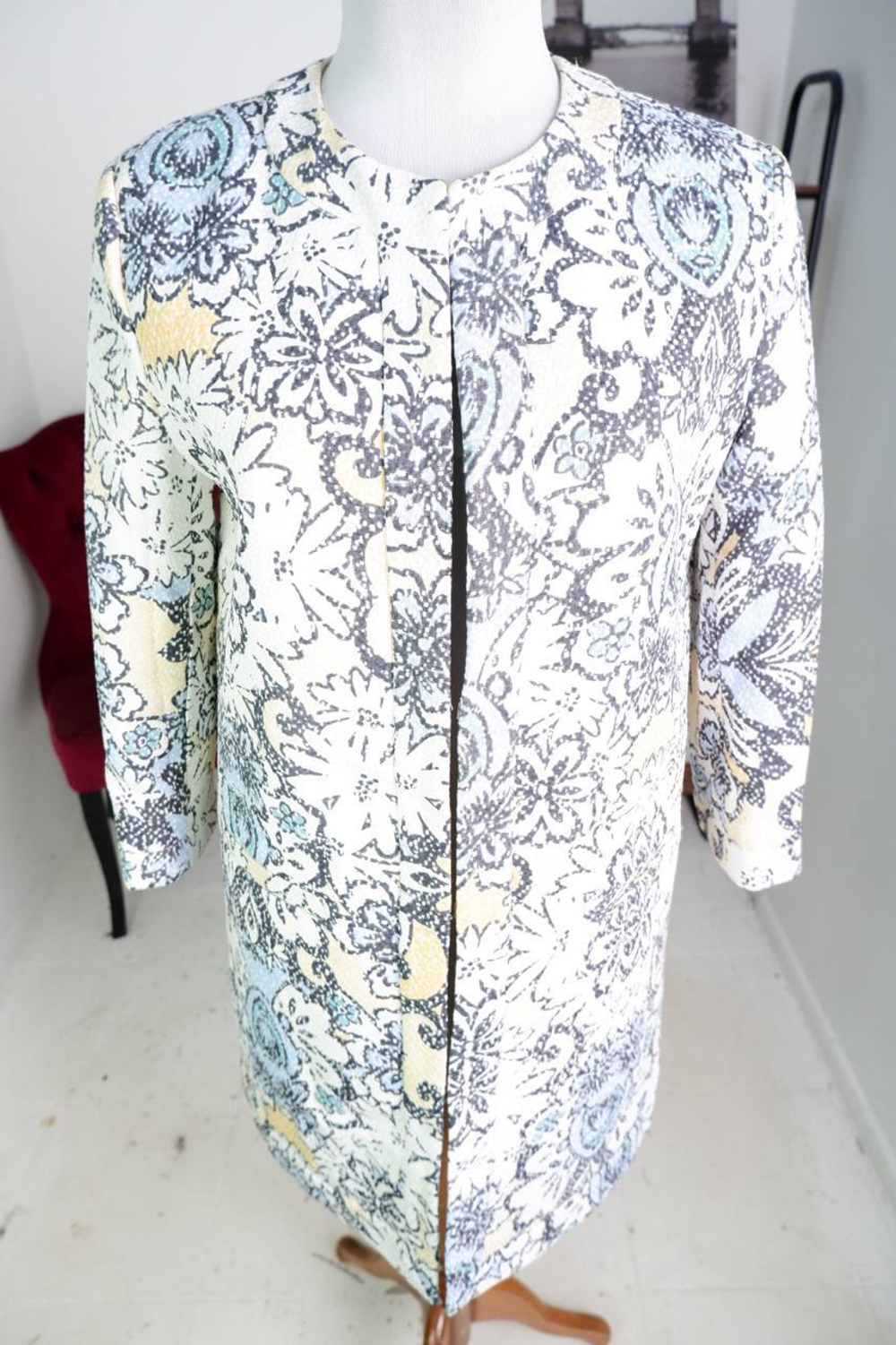 Плащ Oodji летний, визуально на 42 размер