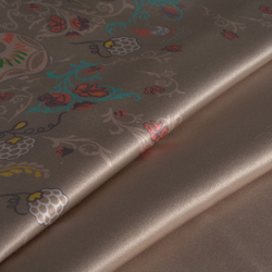 Наволочка 50x70 Mollen Цветок папоротника песочно-бежевая шелковая