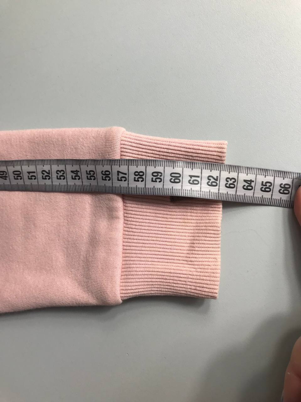 Толстовка Cropp модная, маркировка S, визуально на 44 размер