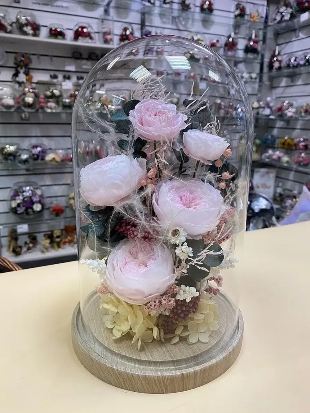 Клош с пионами розовыми