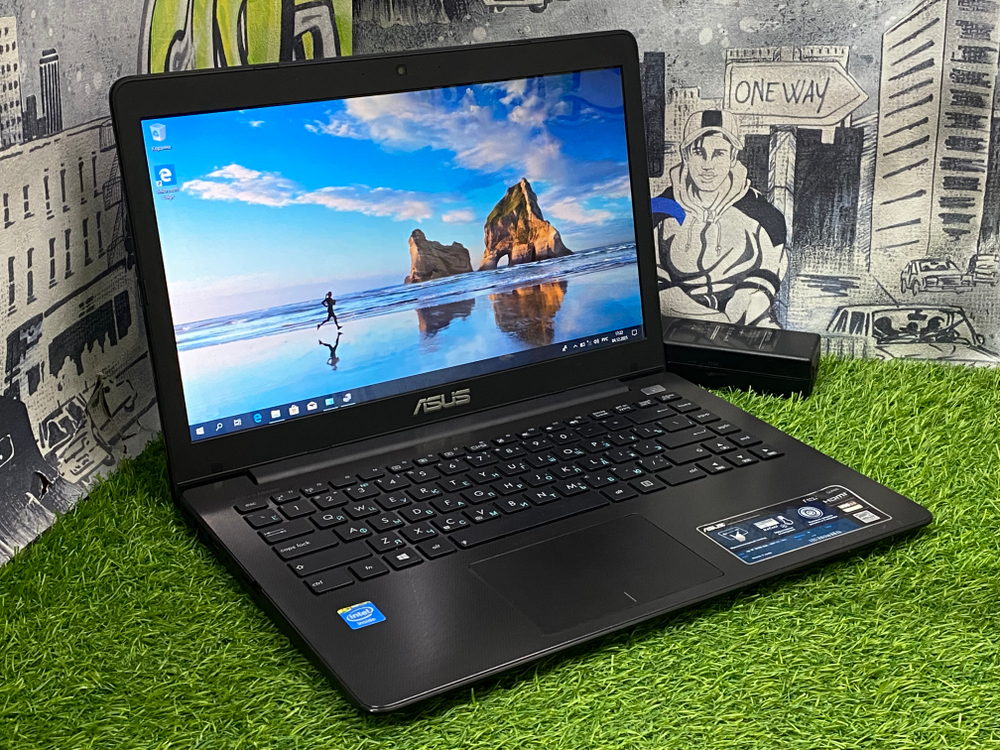 Ноутбук Asus 14' Celeron/4GB/300GB/ F402C[F402CA-WX167H]/Windows 10