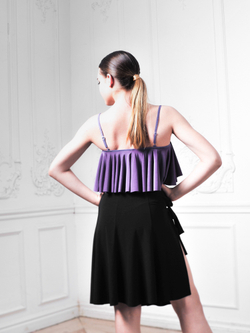 Боди на бретельках с воланом