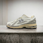 New Balance 1906R • Sea Salt Marblehead