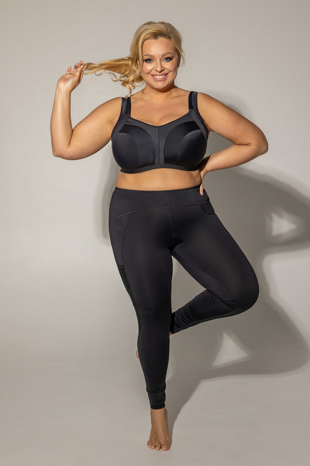 ACTIVE Sportbra Бюст спортивный KRIS LINE