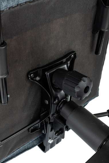 Кресло руководителя Бюрократ CH-820MSG-F синий 38-416 крестов. пластик подст.для ног