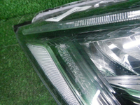 Фара правая Honda CR-V 5 (2016-н.в.) LED