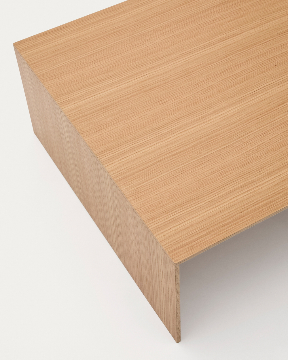 Litto Журнальный столик из шпона дуба натурального цвета 140 x 70 см